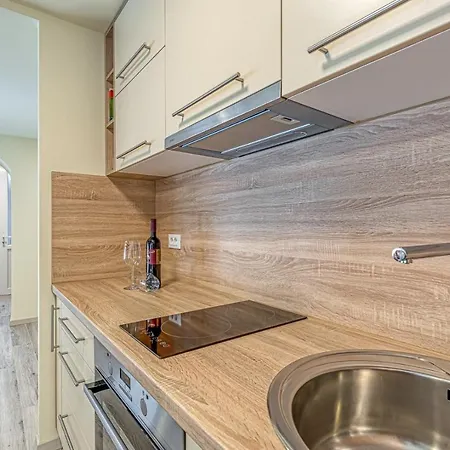 Nikola Apartment Poreč